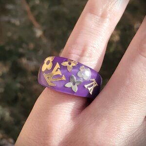 Louis Vuitton Purple Resin Berg Inclusion Ring w/ Monogram Flower Motif - 7.5